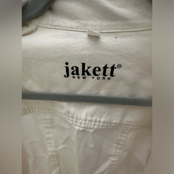 White Jacket w/ Zippers - Picture 2 of 12